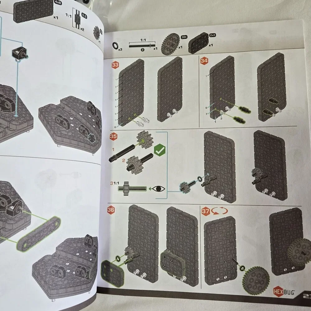 VEX Robotics Robotic Arm by Hexbug STEM Toy Set - Internal Bags Sealed CIB